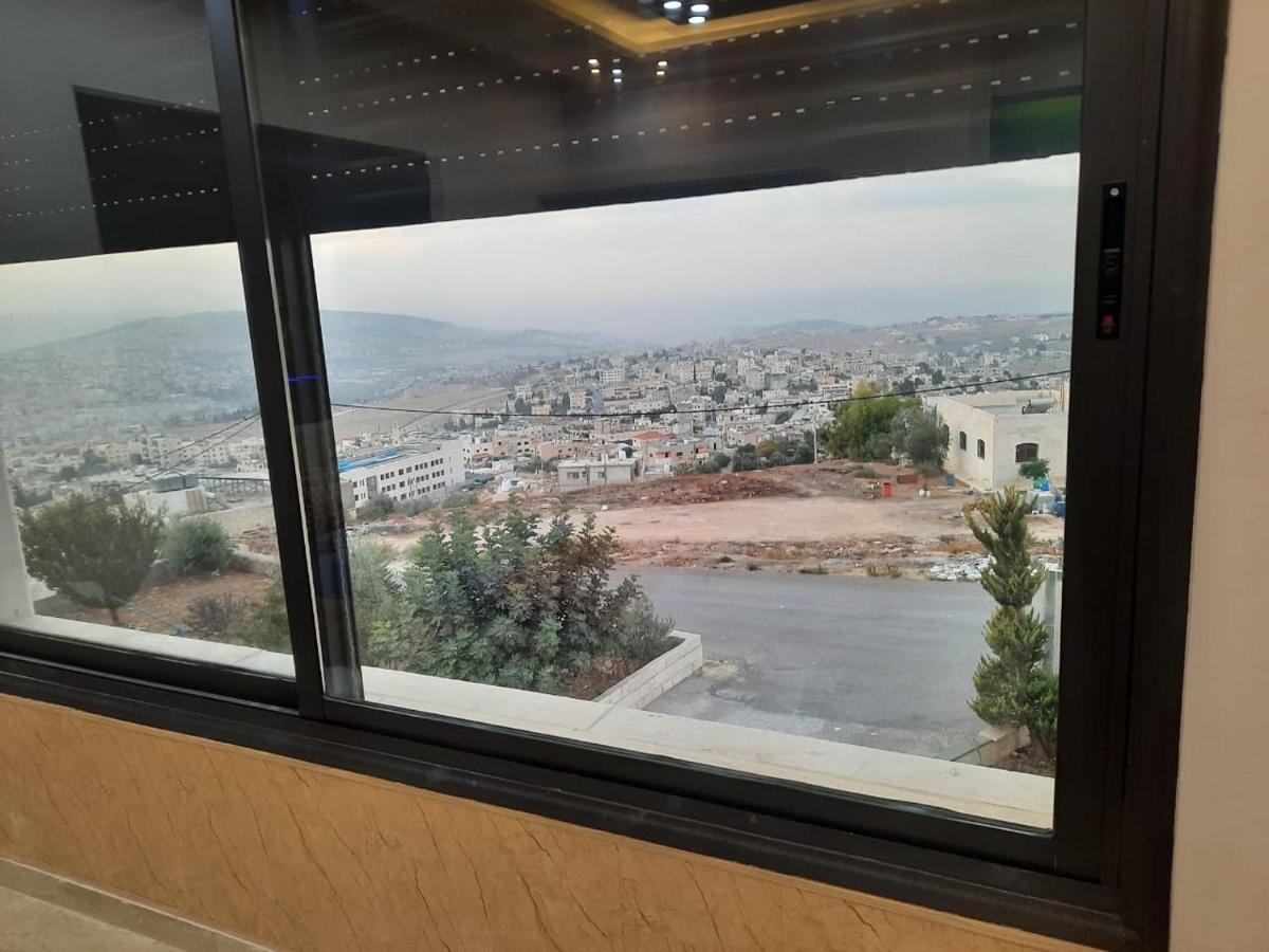 Lotus Housing For Furnished Apartments Jarash Eksteriør bilde