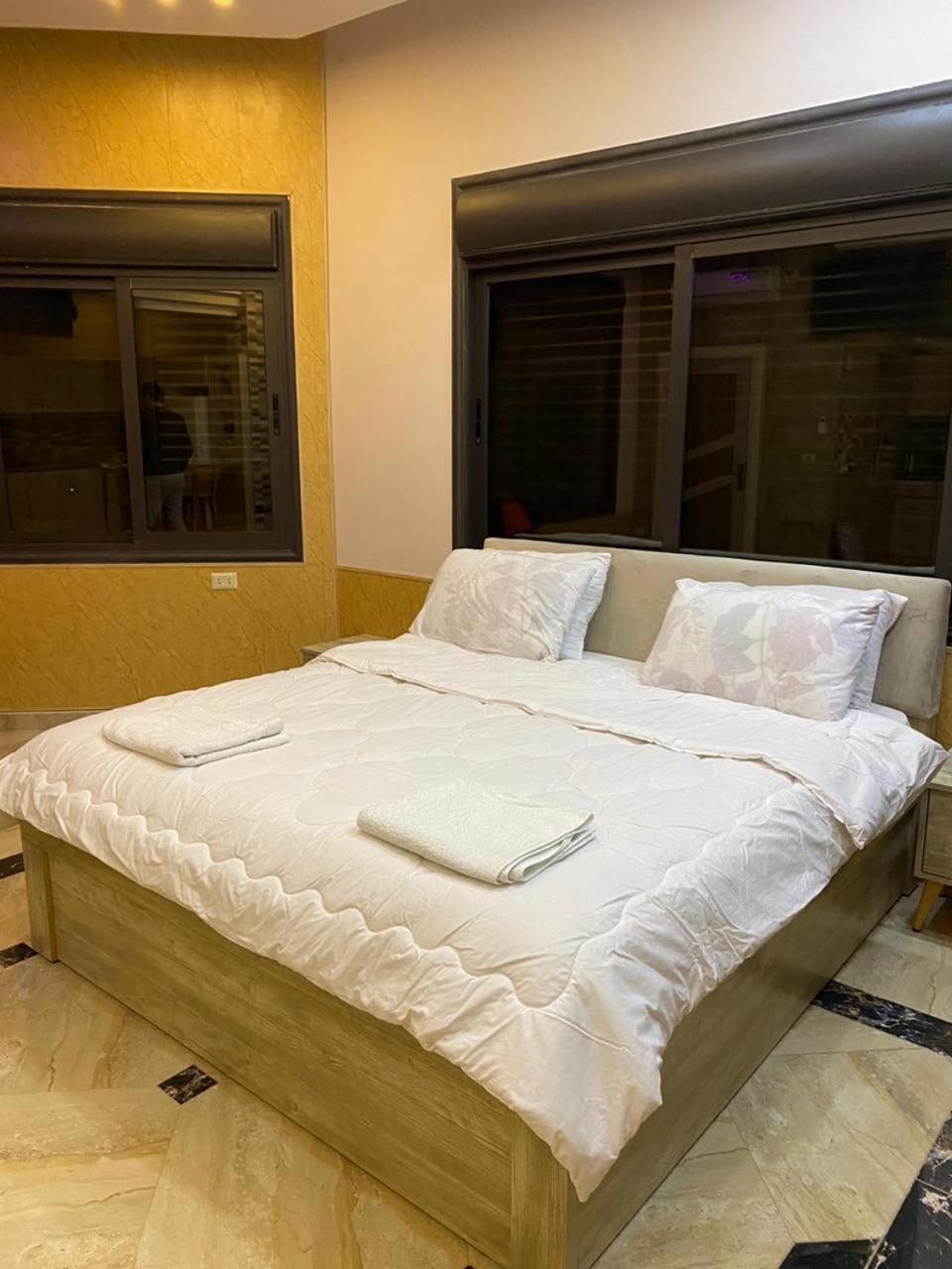Lotus Housing For Furnished Apartments Jarash Rom bilde