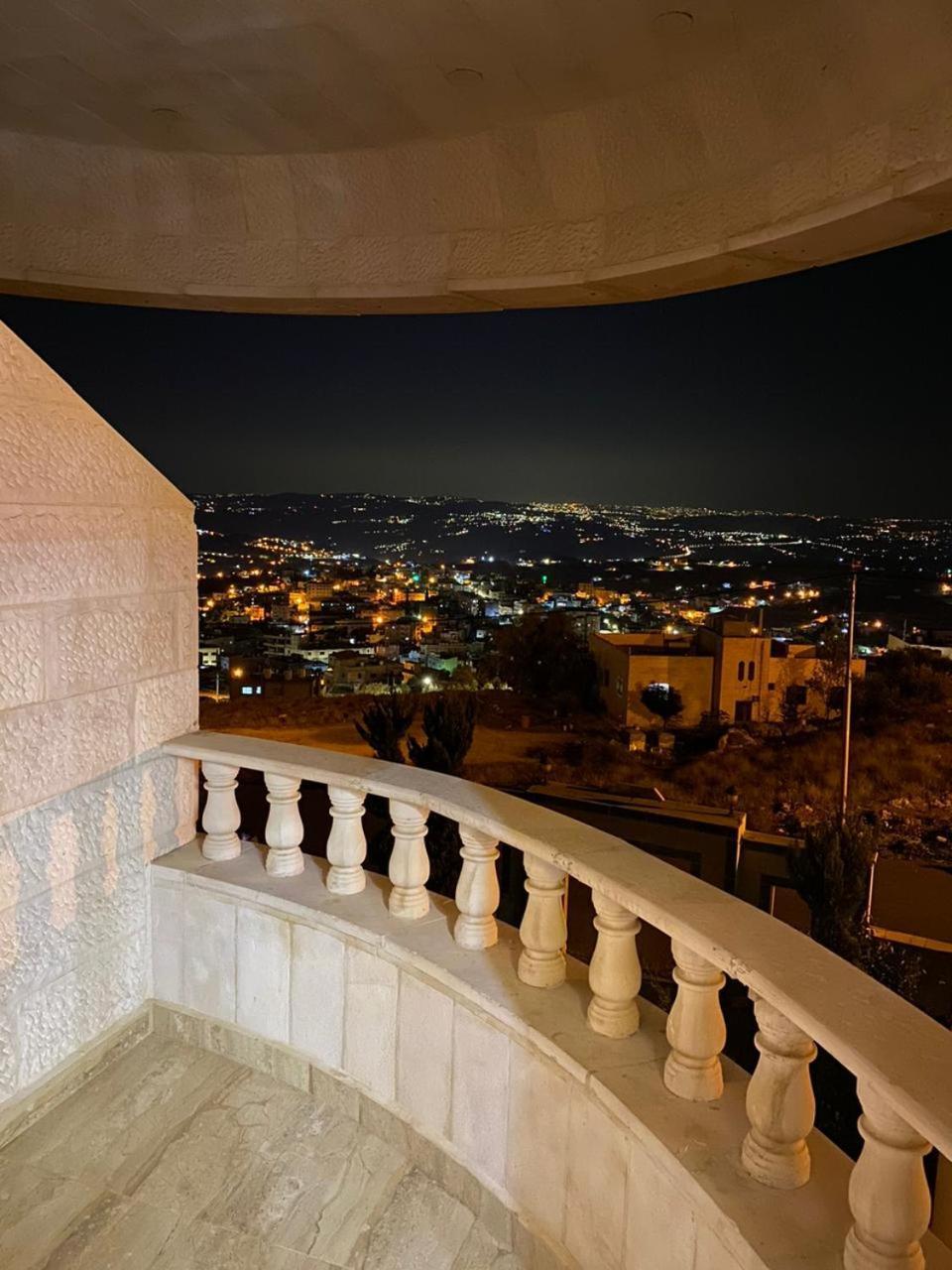 Lotus Housing For Furnished Apartments Jarash Rom bilde