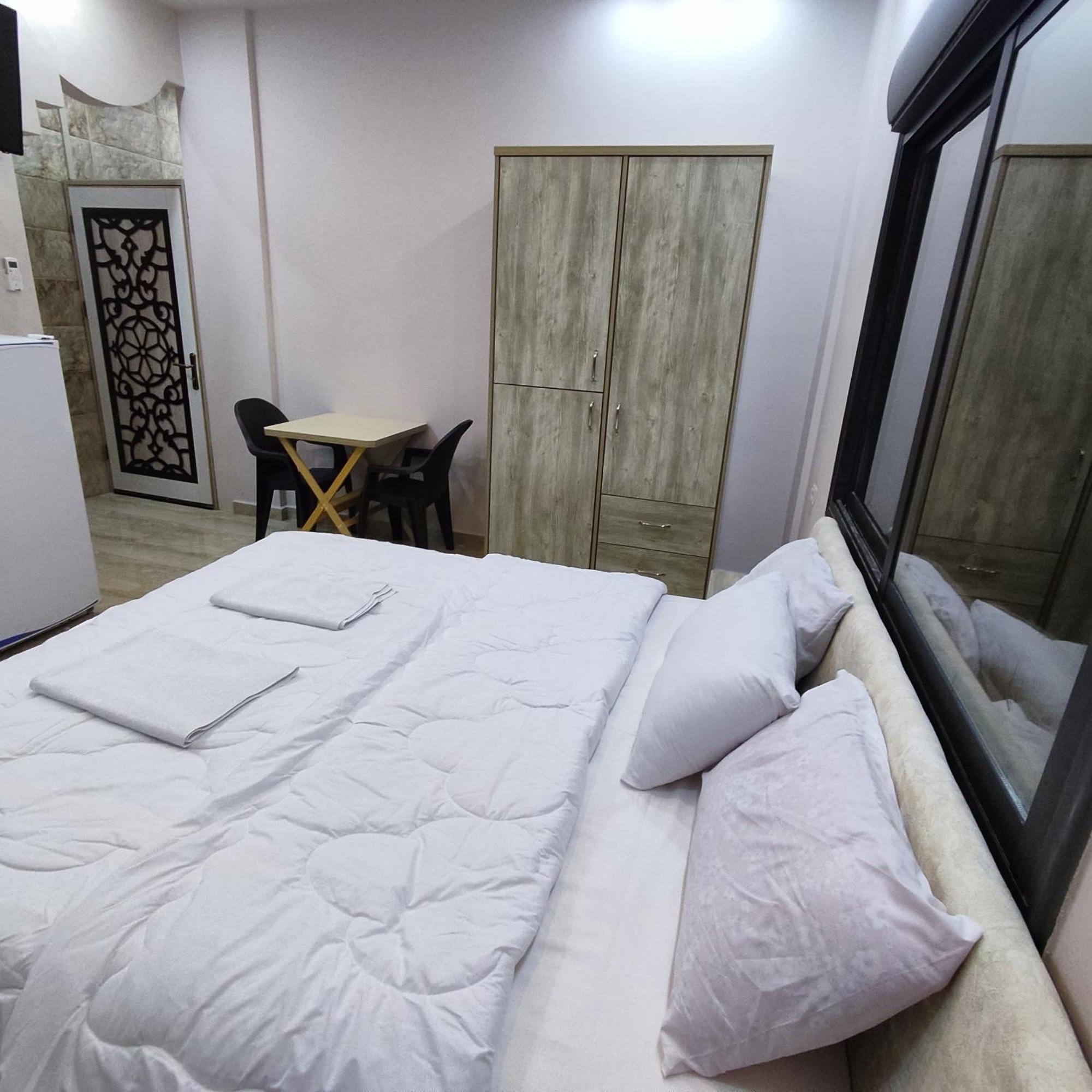 Lotus Housing For Furnished Apartments Jarash Rom bilde